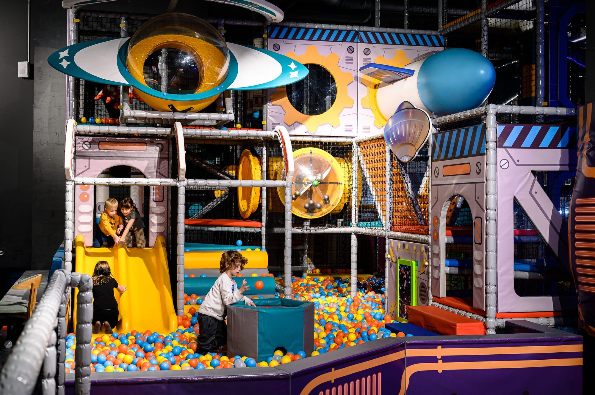 COSMO PLAY GALERIJA