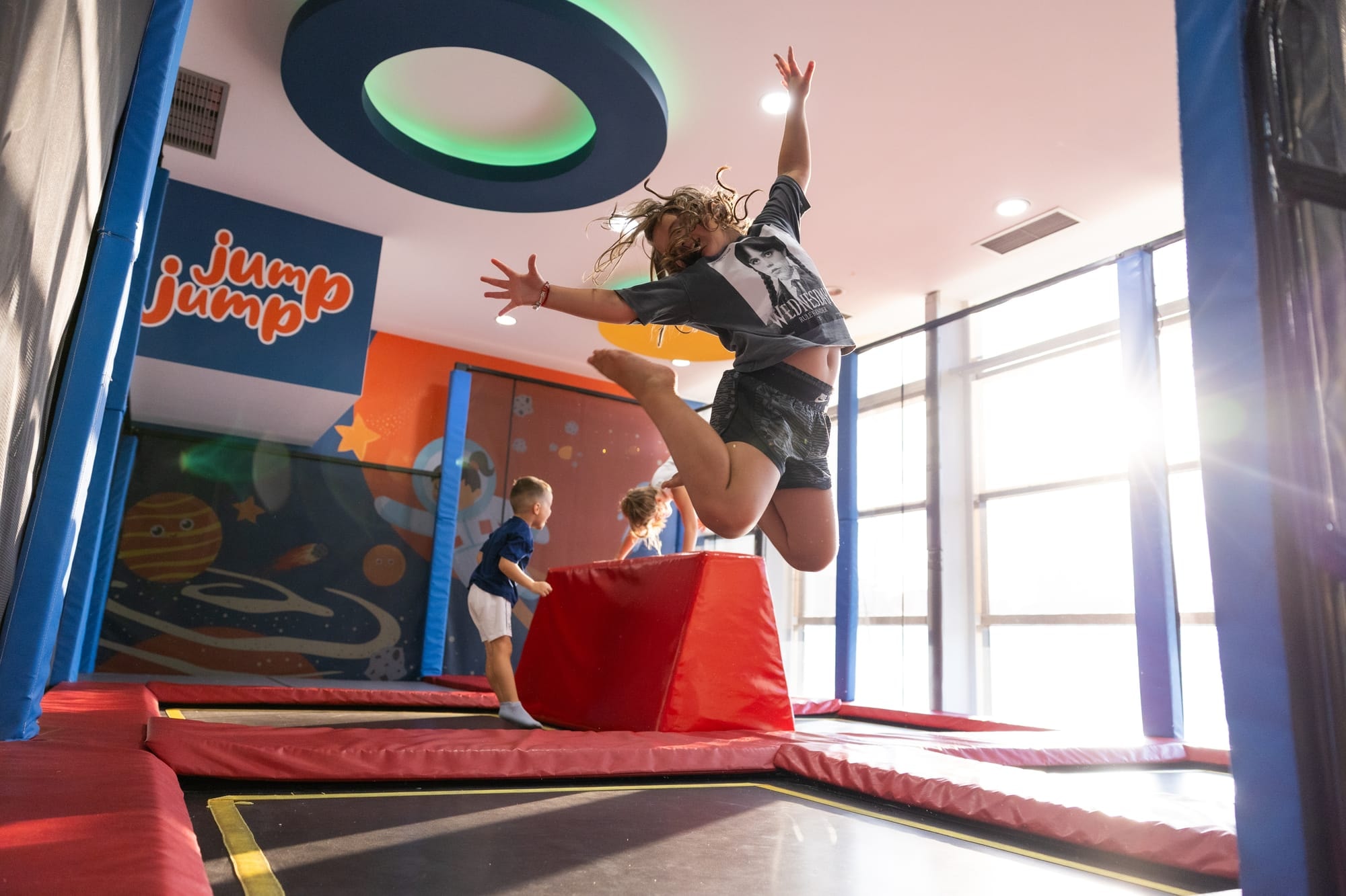 Trampoline